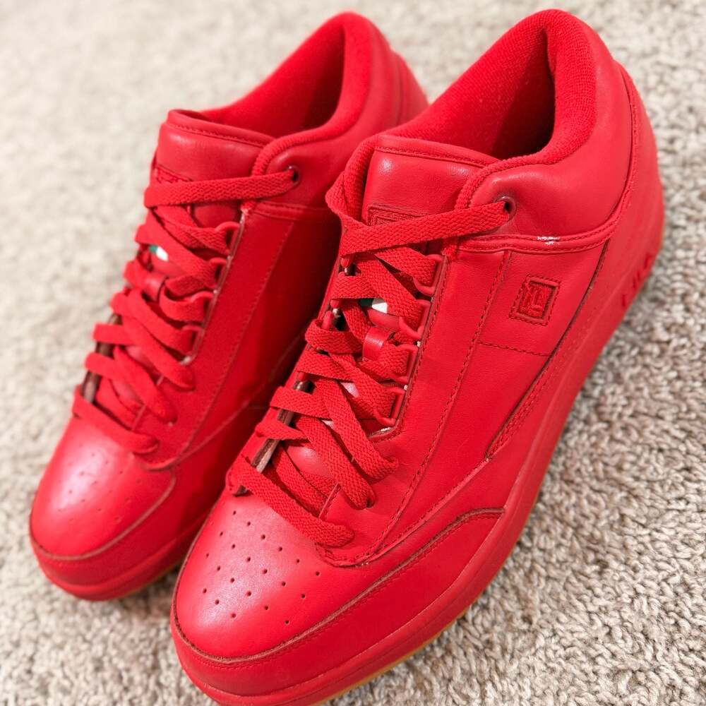 Fila Red Leather Low Top Sneakers Gum Sole Retro Court Shoes Mens 13 EUC